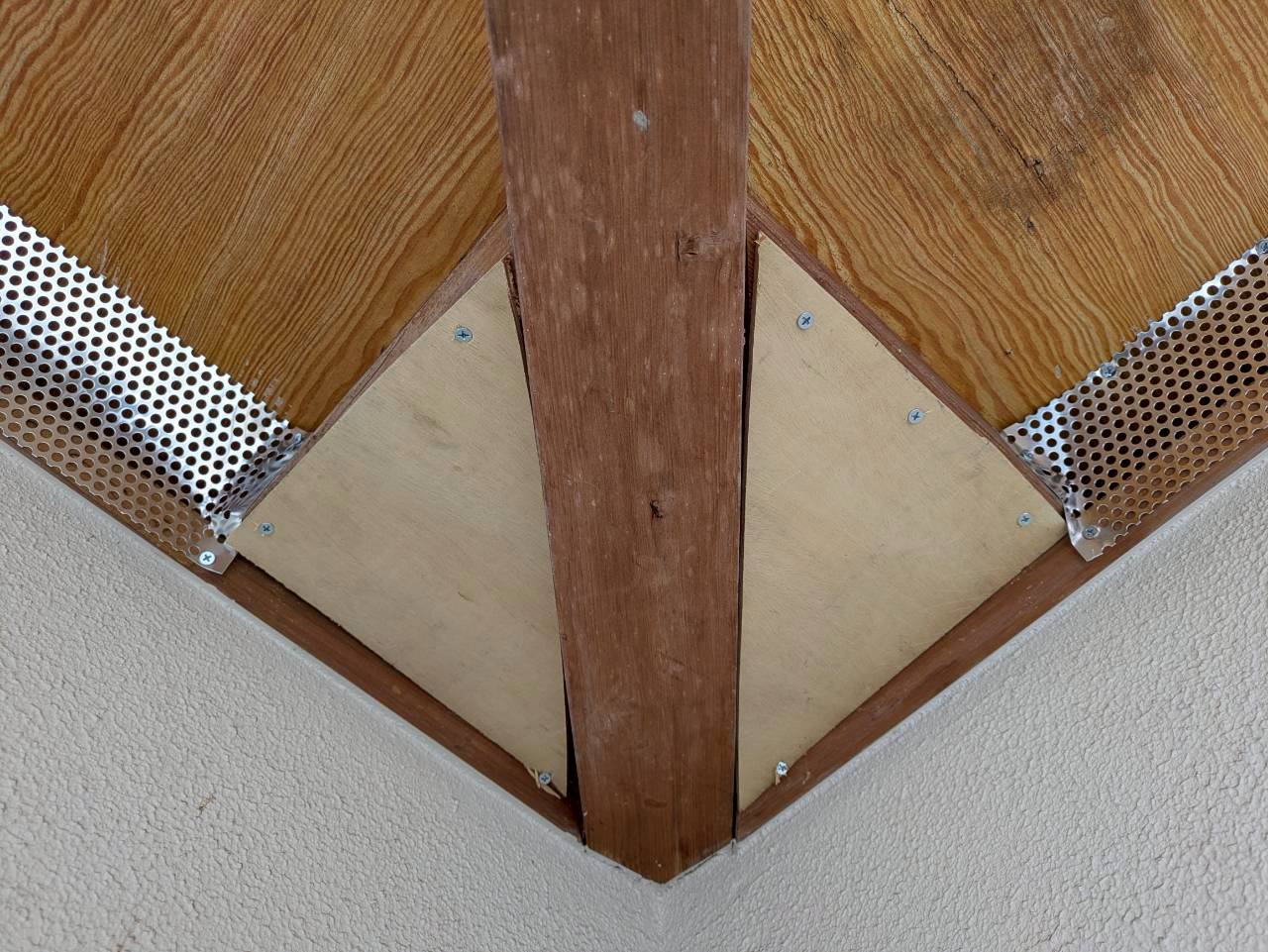 長崎県川棚町　アライグマによる被害　U様邸　駆除実績