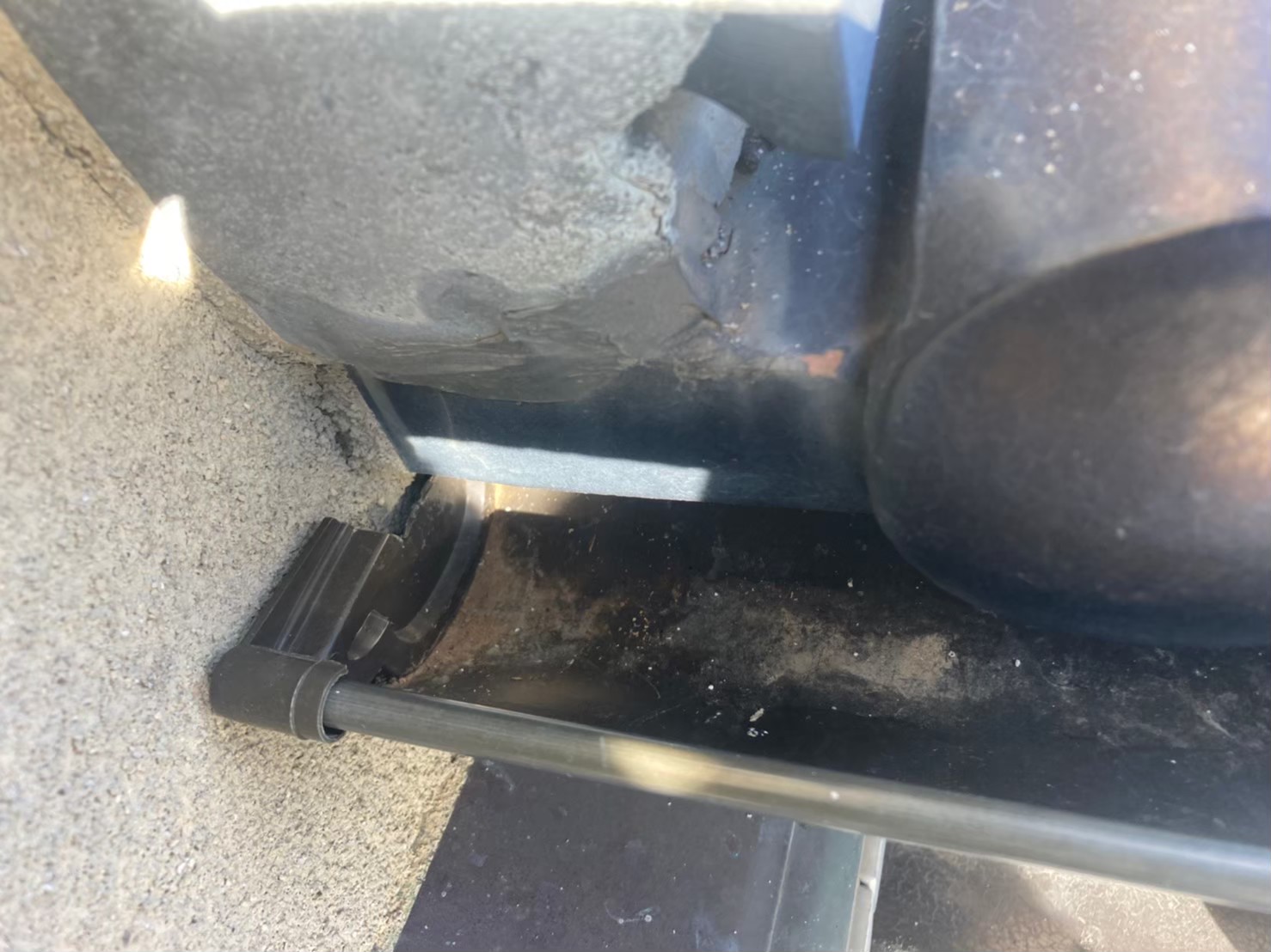 コウモリによる被害　I様邸　駆除実績