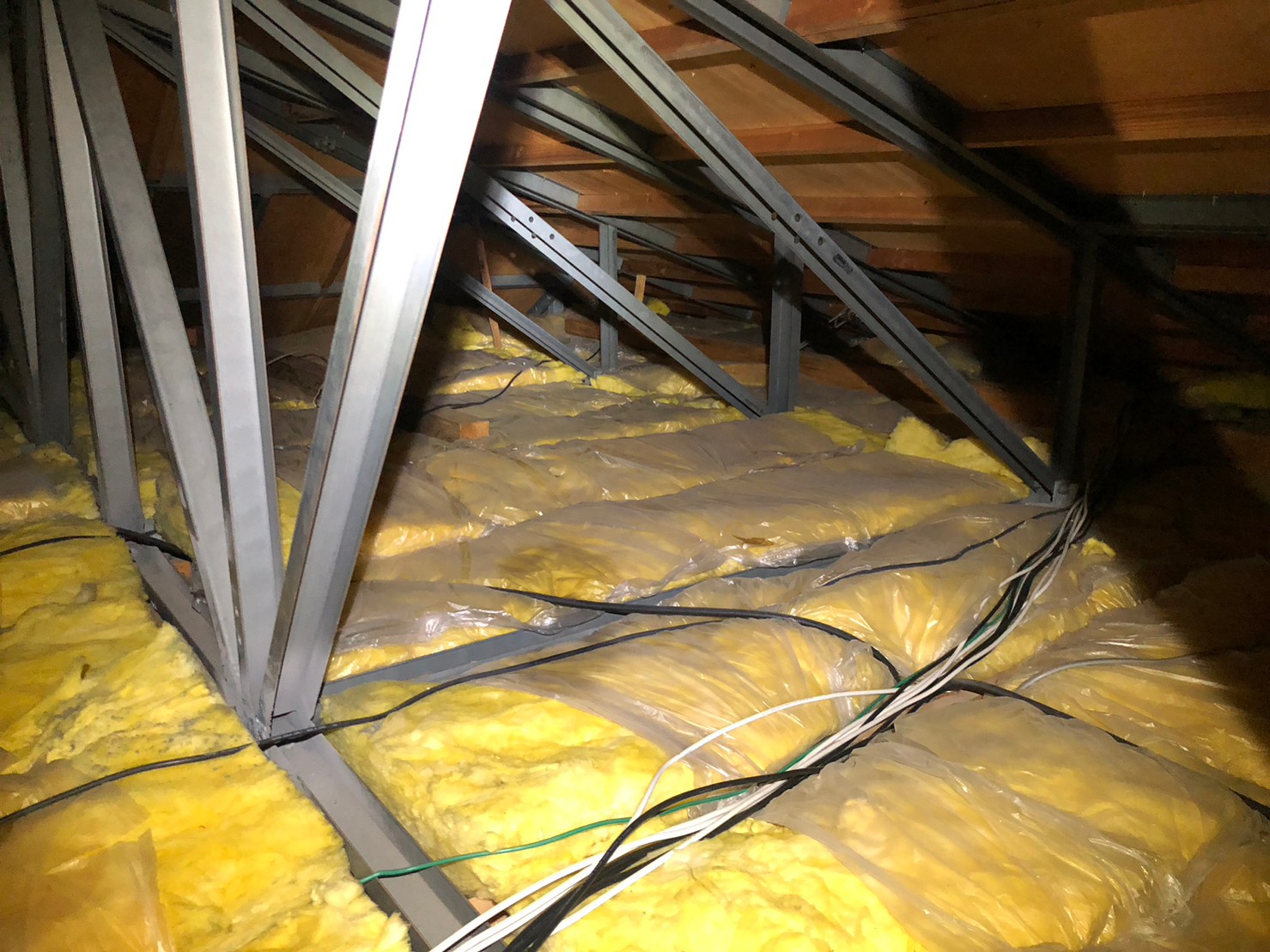 佐賀県小城市　ネズミによる被害　M様邸　駆除実績