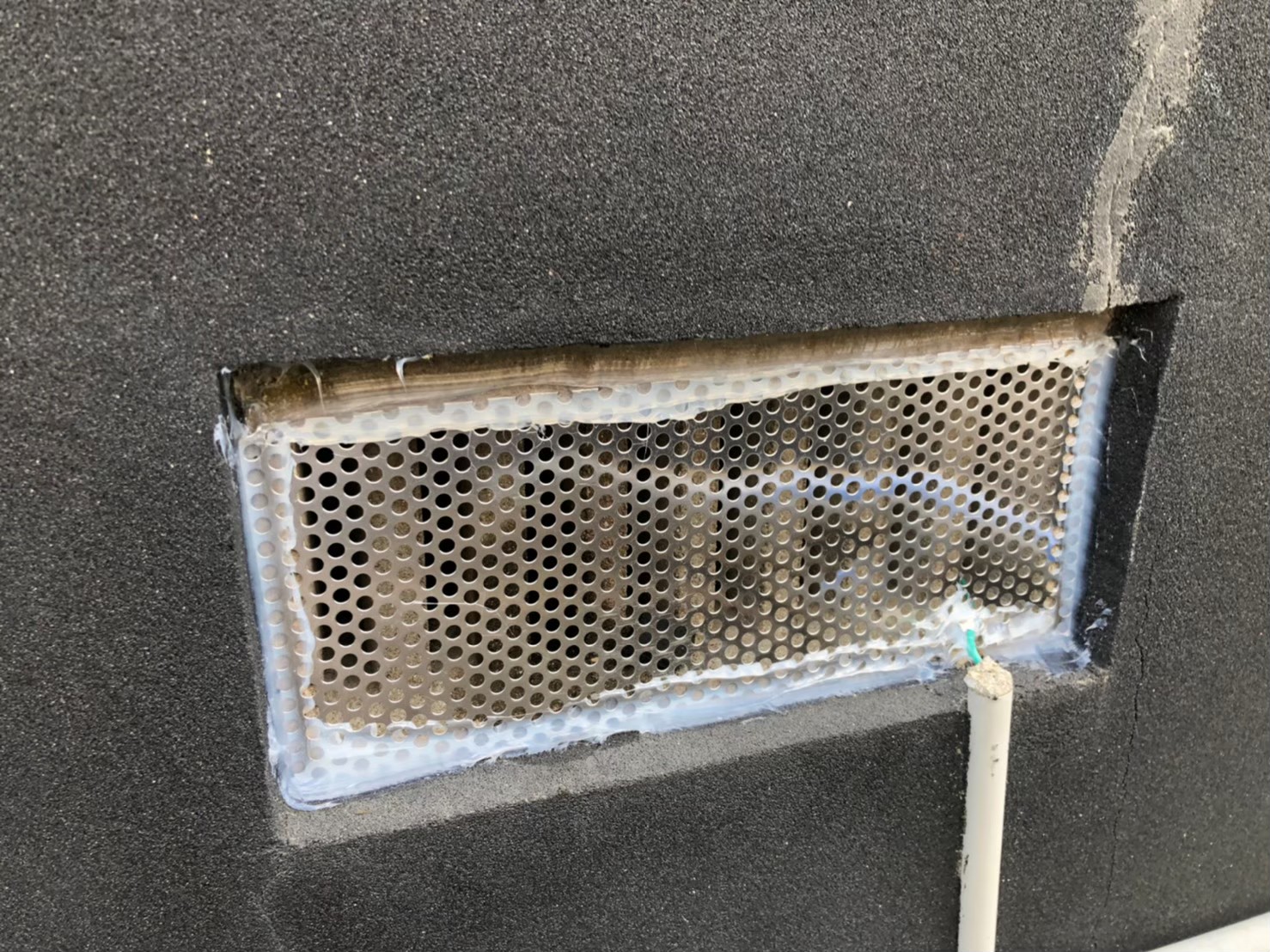 ネズミによる被害　M様邸　駆除実績