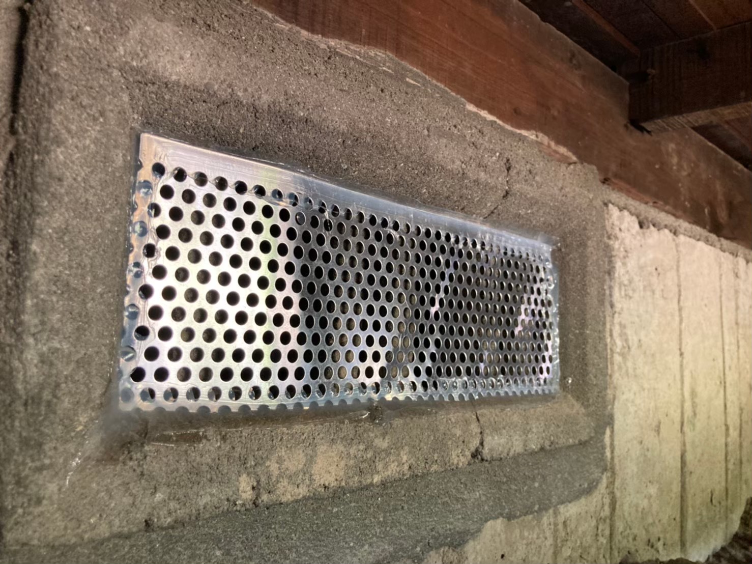 福岡県太宰府市　イタチによる被害　Y様邸　駆除実績