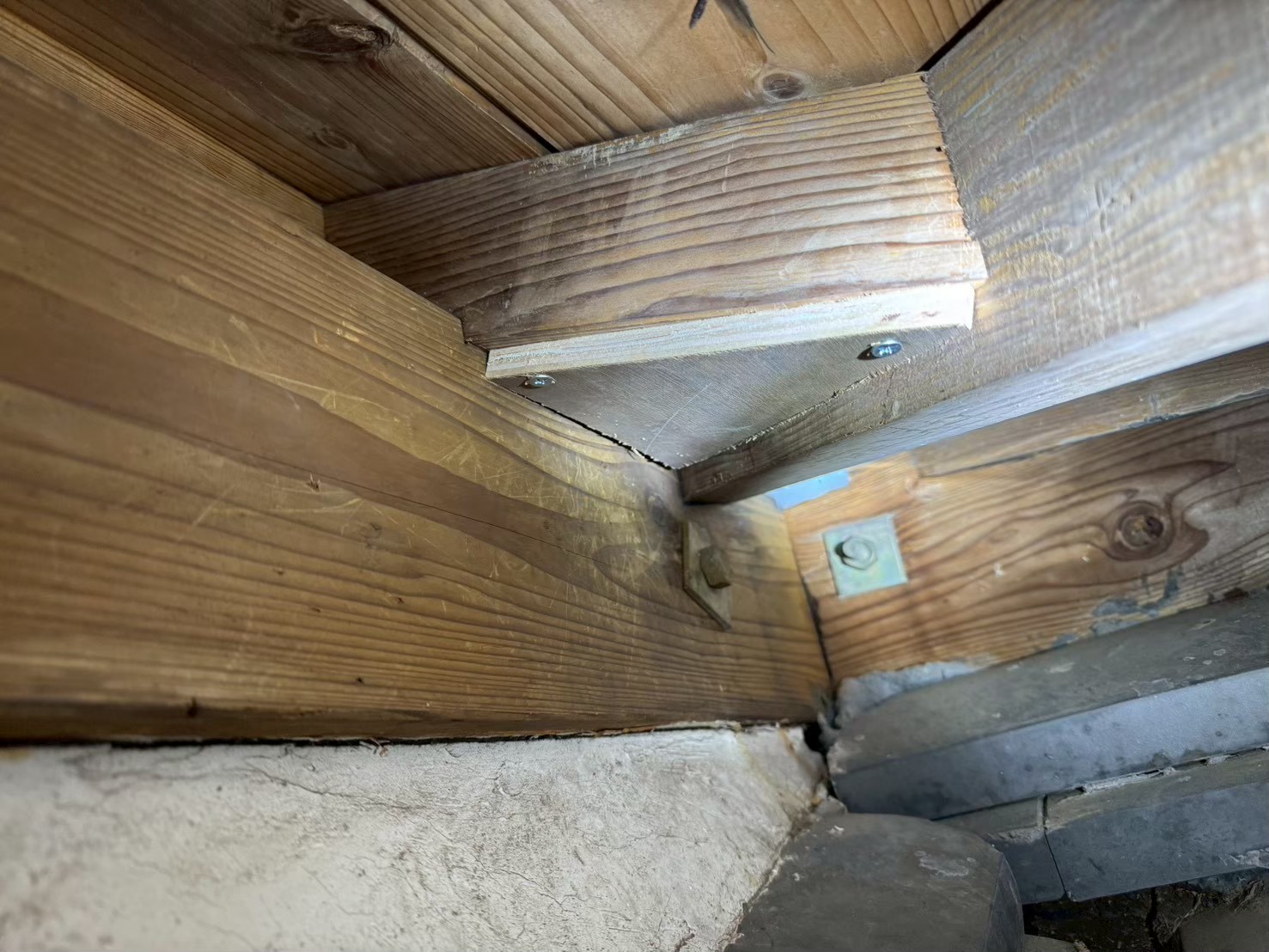 佐賀県鹿島市　ネズミによる被害　K様邸　駆除実績