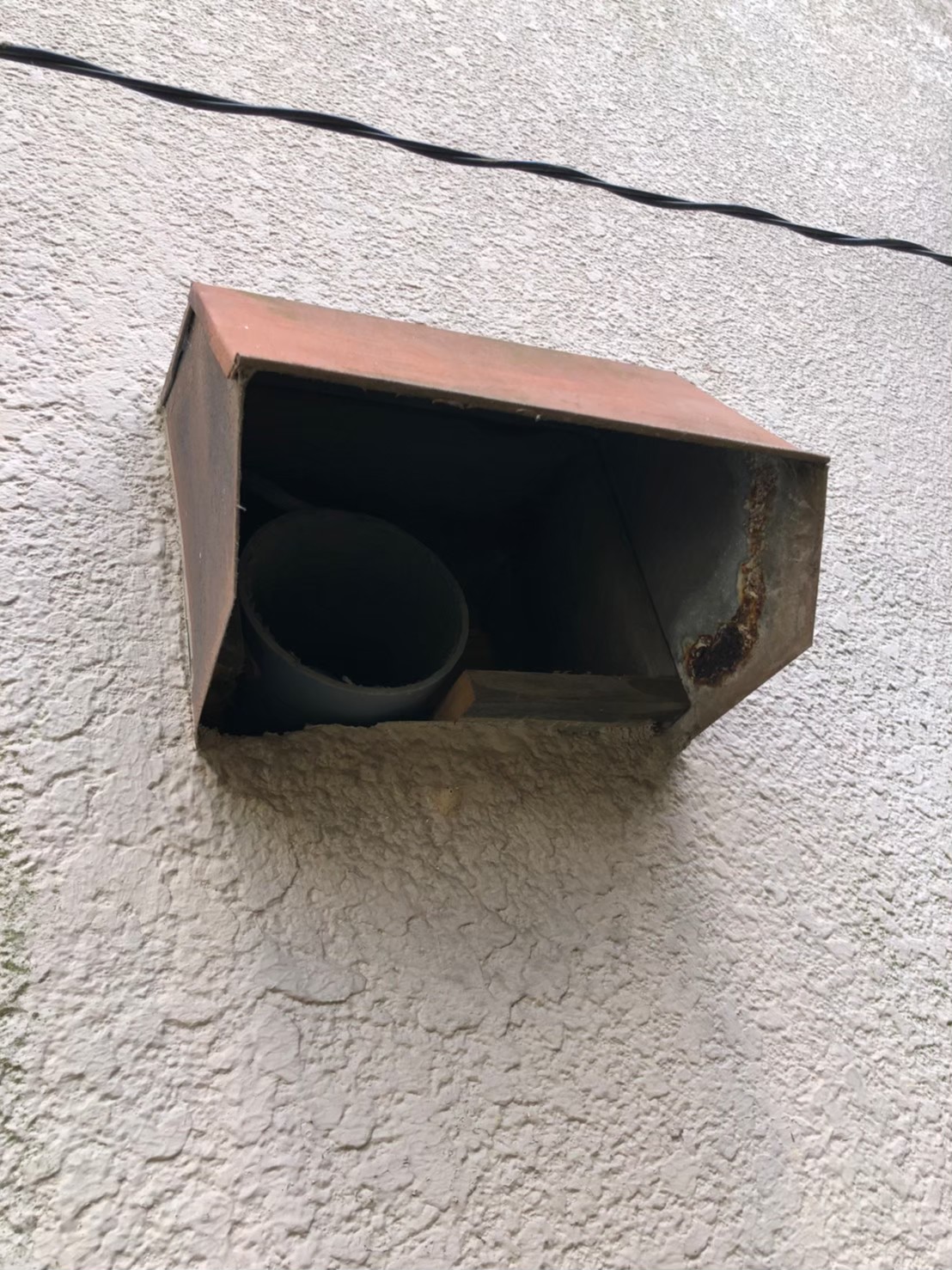 ネズミによる被害　K様邸　駆除実績