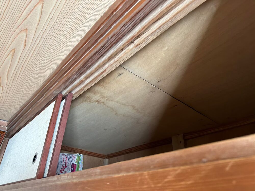 福岡県糟屋郡篠栗町　イタチによる被害　T様邸　駆除実績