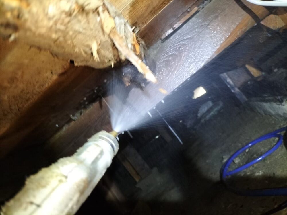 福岡県糟屋郡篠栗町　シロアリ(白蟻）による被害　M様邸　駆除実績