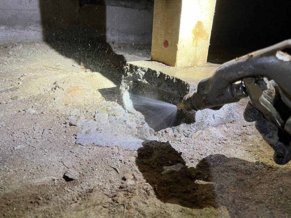 佐賀県唐津市　シロアリ(白蟻）による被害　G様邸　駆除実績