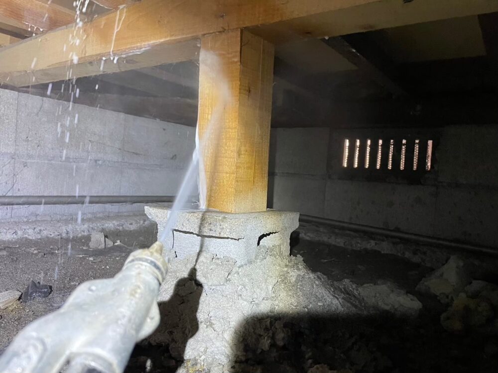 福岡県朝倉市　シロアリ(白蟻）による被害　T様邸　駆除実績