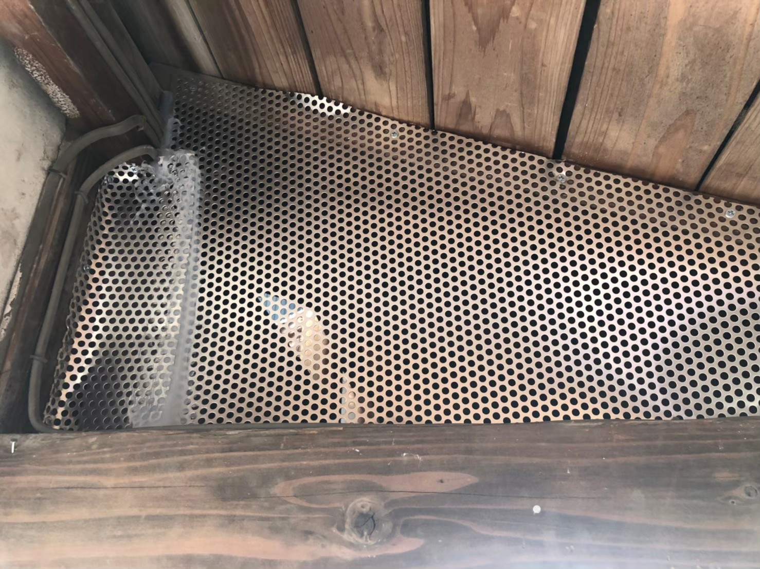 佐賀県多久市　アライグマによる被害　F様邸　駆除実績