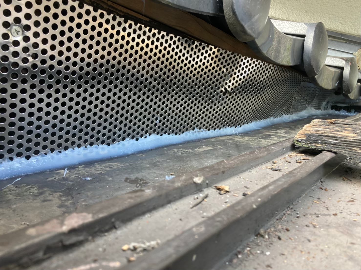 イタチによる被害　I様邸　駆除実績