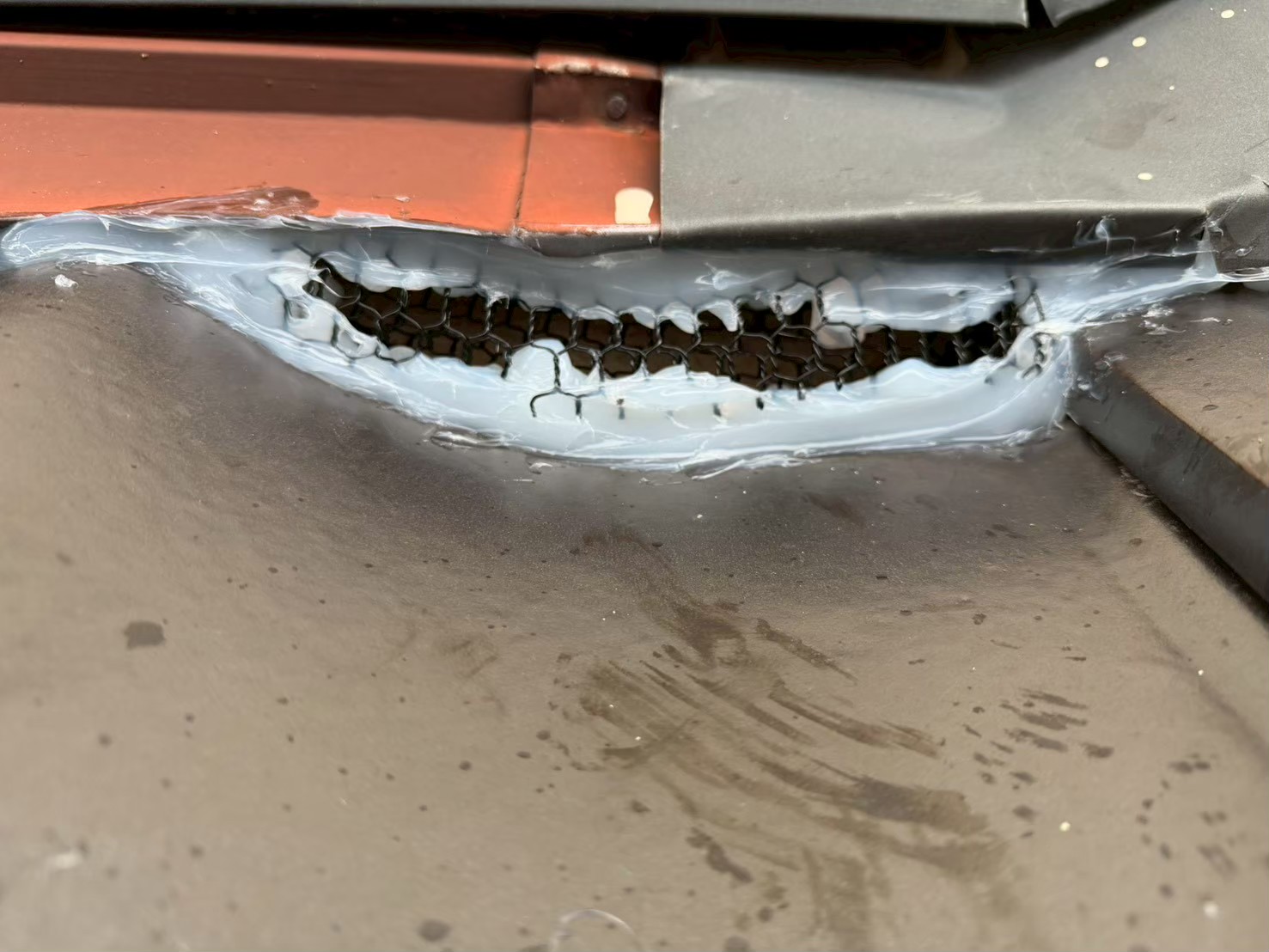 佐賀県鳥栖市　イタチによる被害　K様邸　駆除実績