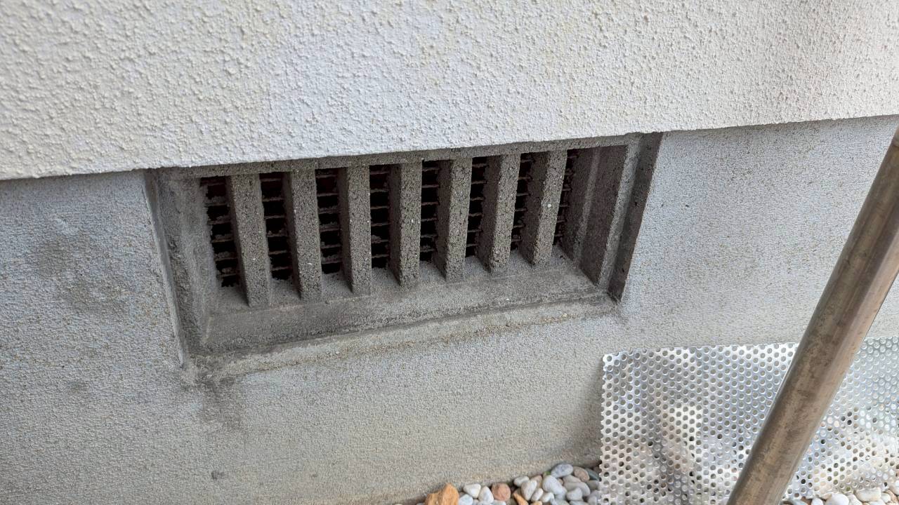 熊本県上益城郡嘉島町　イタチによる被害　T様邸　駆除実績