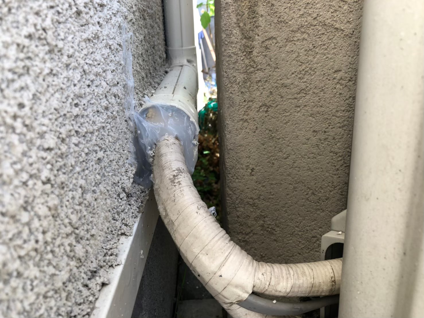 佐賀県多久市　ネズミによる被害　N様邸　駆除実績
