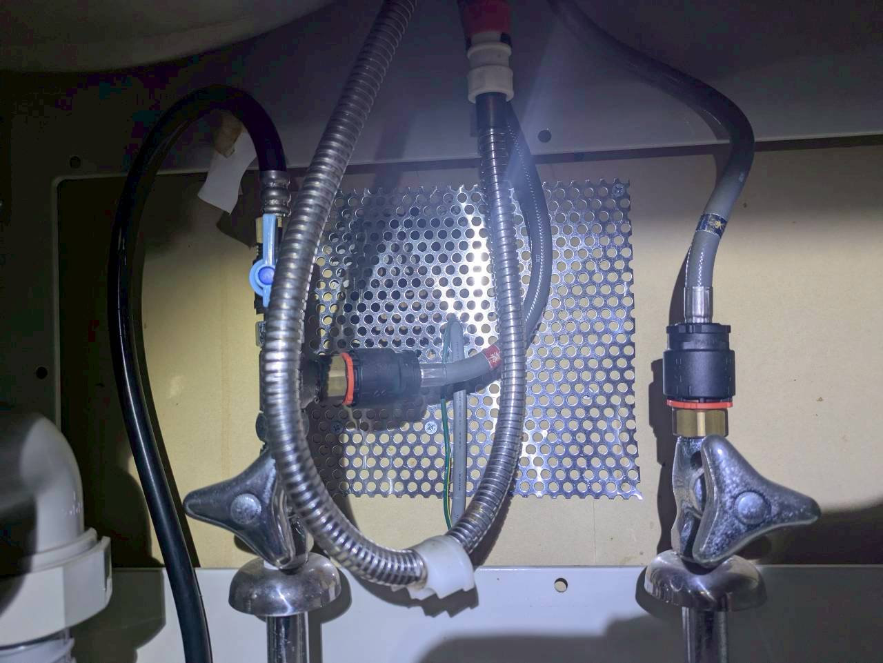 大分県中津市　ネズミによる被害　A様邸　駆除実績